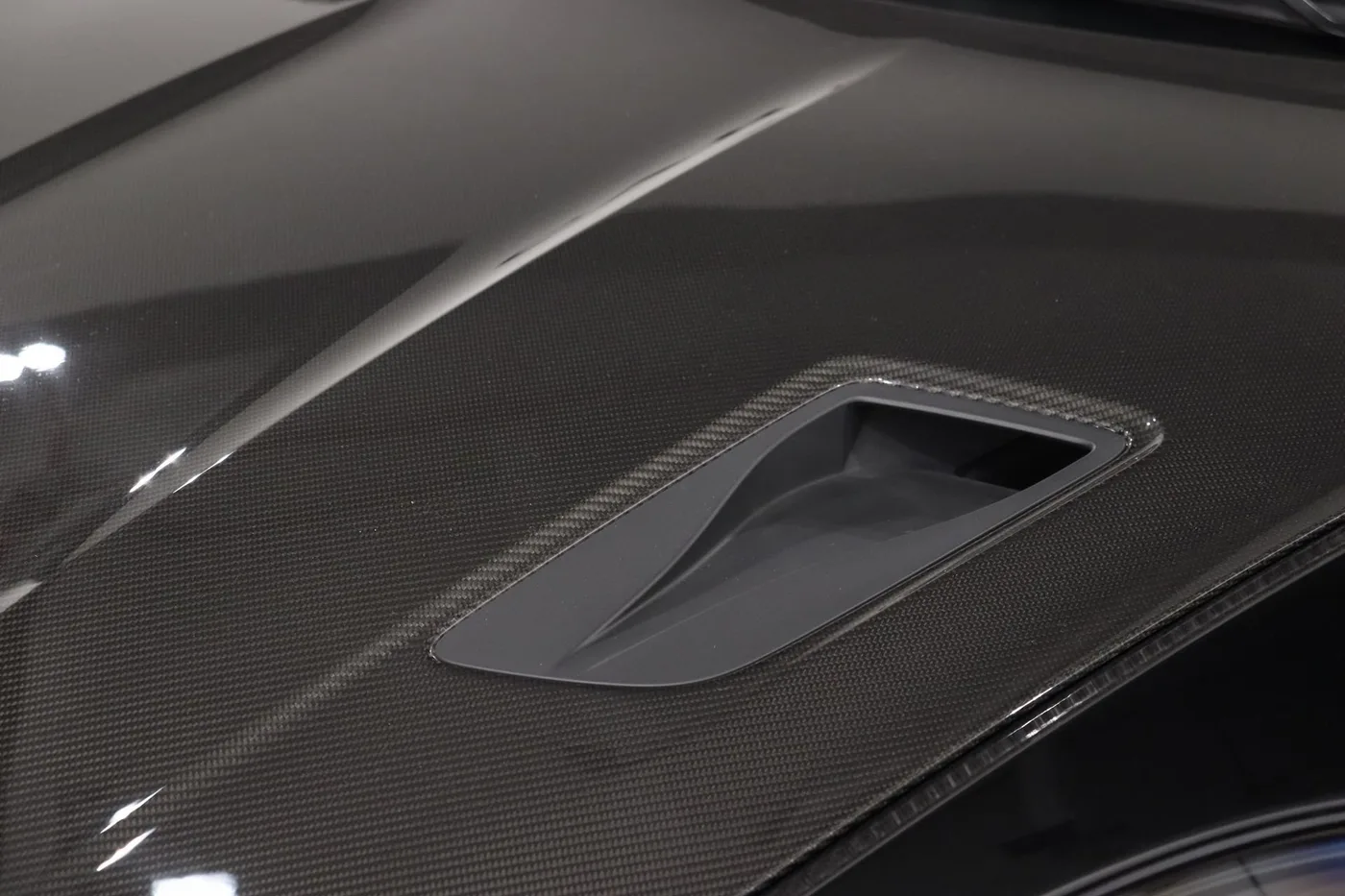 2023 Porsche 718 Cayman GT4 RS Weissach package angeboten von einem Supersportwagenhändler in Zibido San Giacomo, Italien, Foto 21 von 23