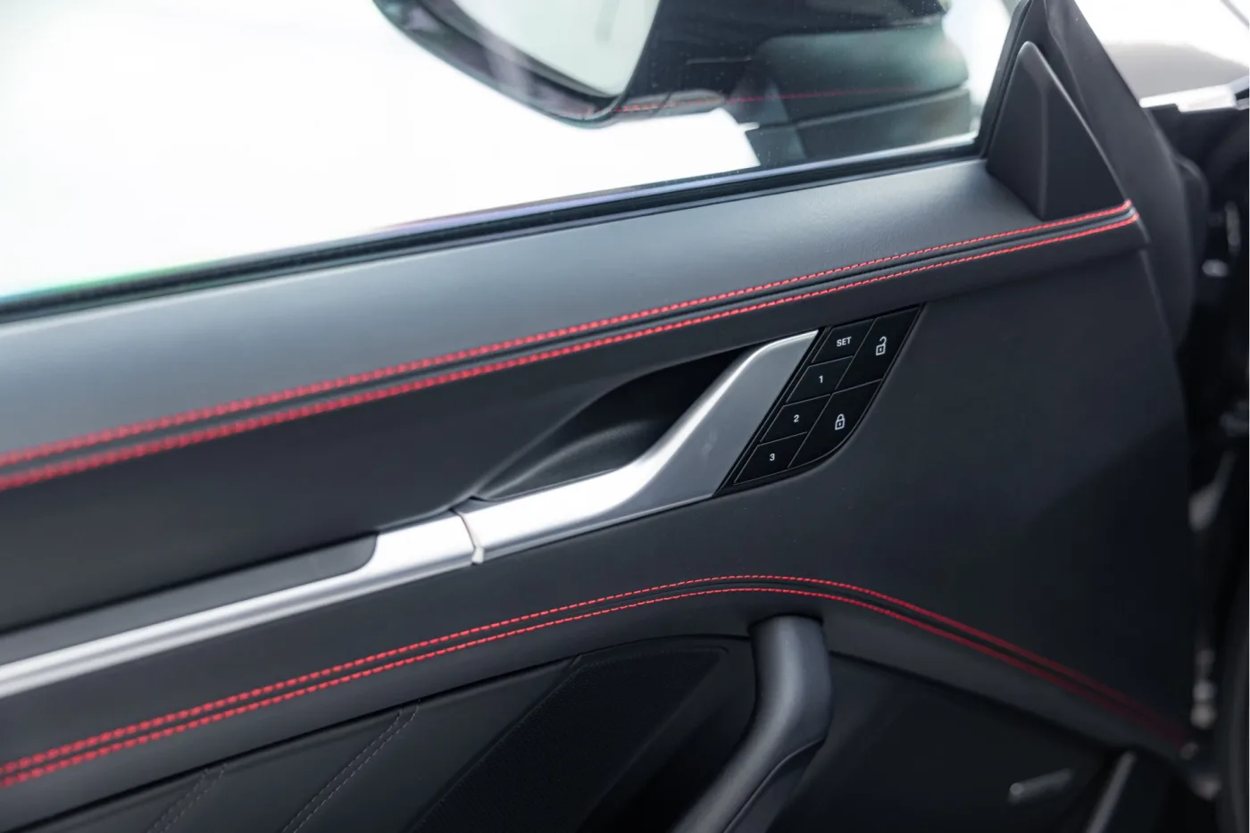 2023 Porsche 911 Turbo S proposée par un concessionnaire agréé McLaren et Morgan à Utrecht, Pays-Bas, photo 7 sur 25