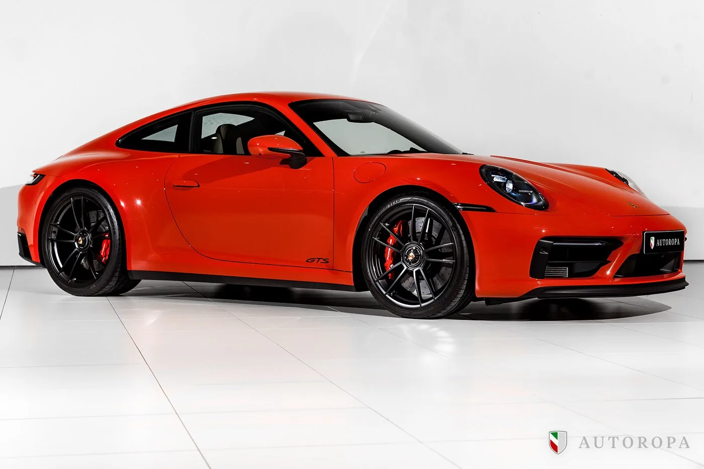2023 Porsche 911 Carrera 4 GTS angeboten von einem offiziellen Ferrari und Maserati-Vertragshändler in Arlöv, Schweden, Foto 2 von 10