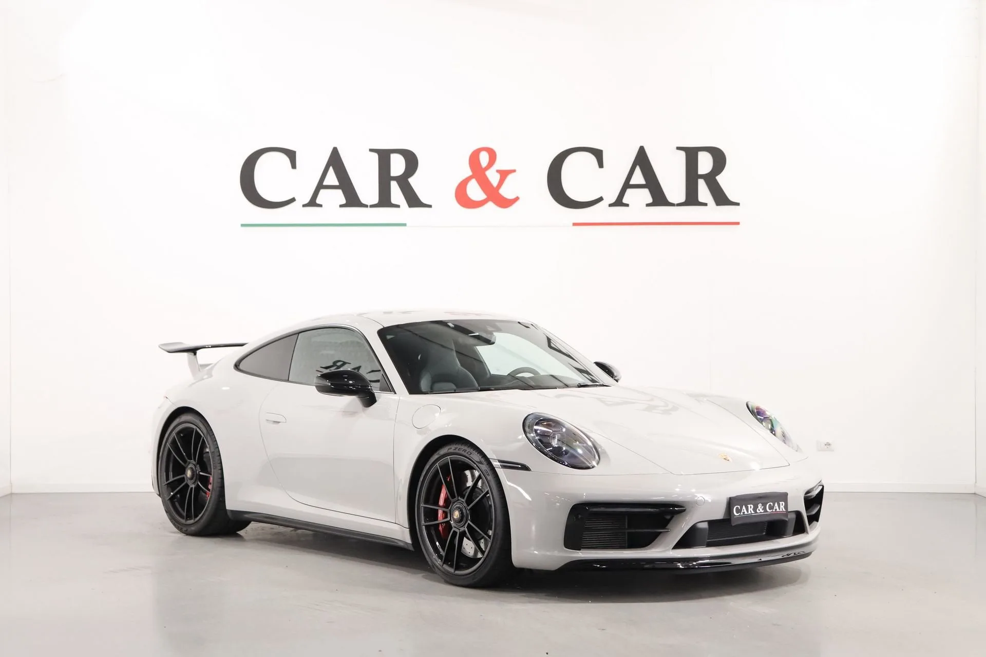 2023 Porsche 911 Carrera 4 GTS angeboten von einem Supersportwagenhändler in Zibido San Giacomo, Italien, Hauptfoto