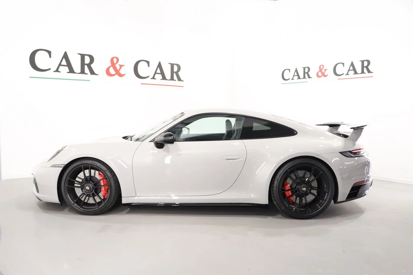 2023 Porsche 911 Carrera 4 GTS angeboten von einem Supersportwagenhändler in Zibido San Giacomo, Italien, Foto 6 von 25