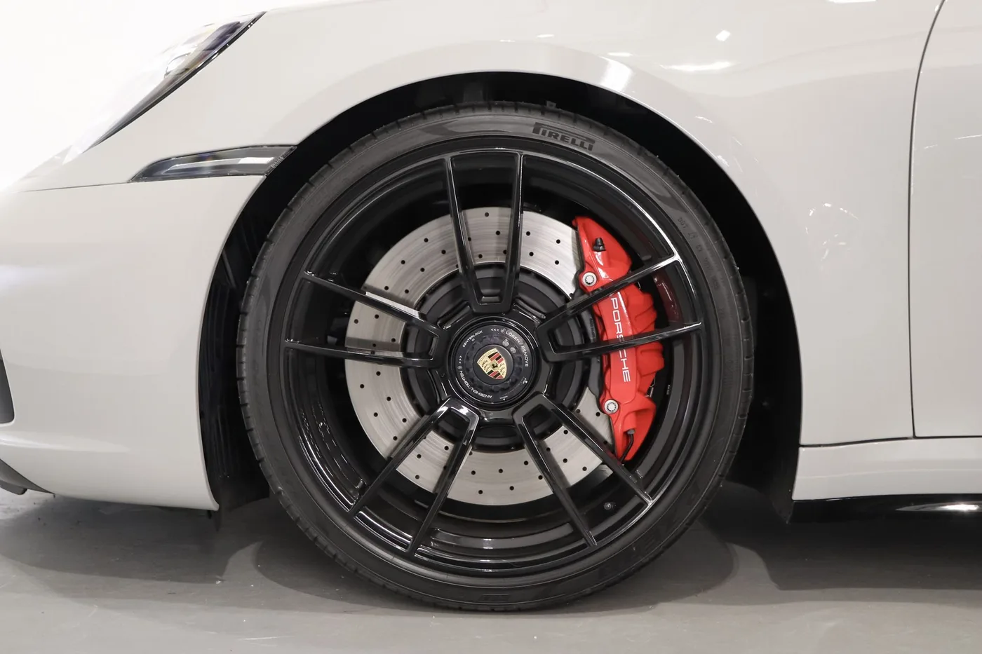 2023 Porsche 911 Carrera 4 GTS angeboten von einem Supersportwagenhändler in Zibido San Giacomo, Italien, Foto 7 von 25