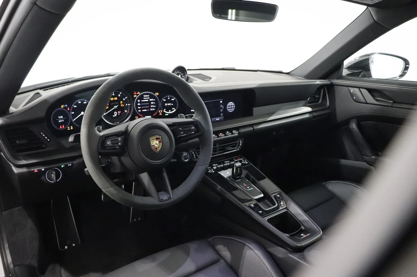 2023 Porsche 911 Carrera 4 GTS angeboten von einem Supersportwagenhändler in Zibido San Giacomo, Italien, Foto 9 von 25