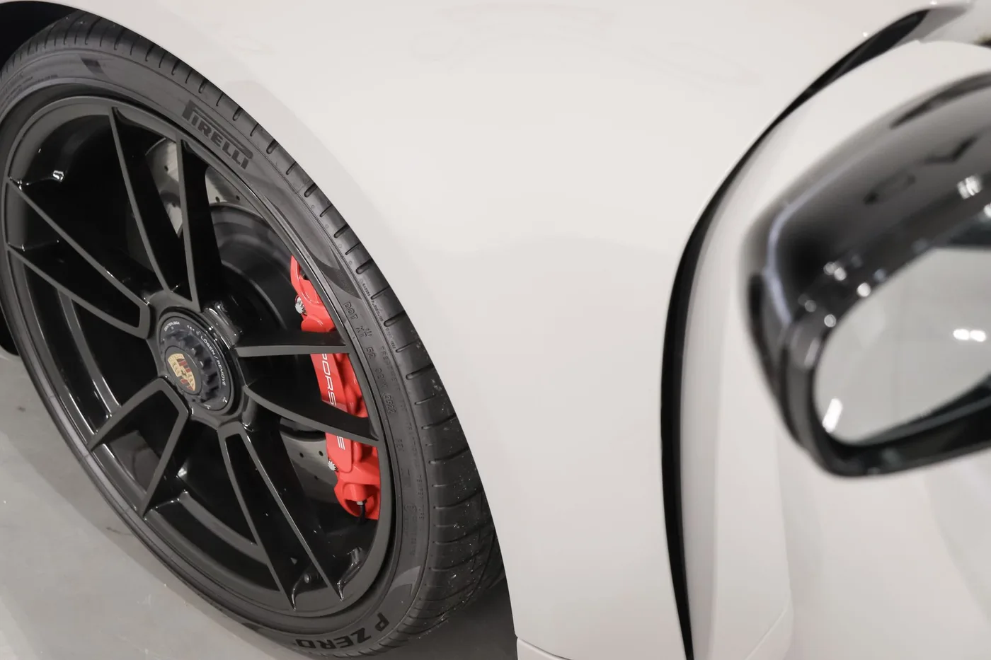 2023 Porsche 911 Carrera 4 GTS angeboten von einem Supersportwagenhändler in Zibido San Giacomo, Italien, Foto 25 von 25