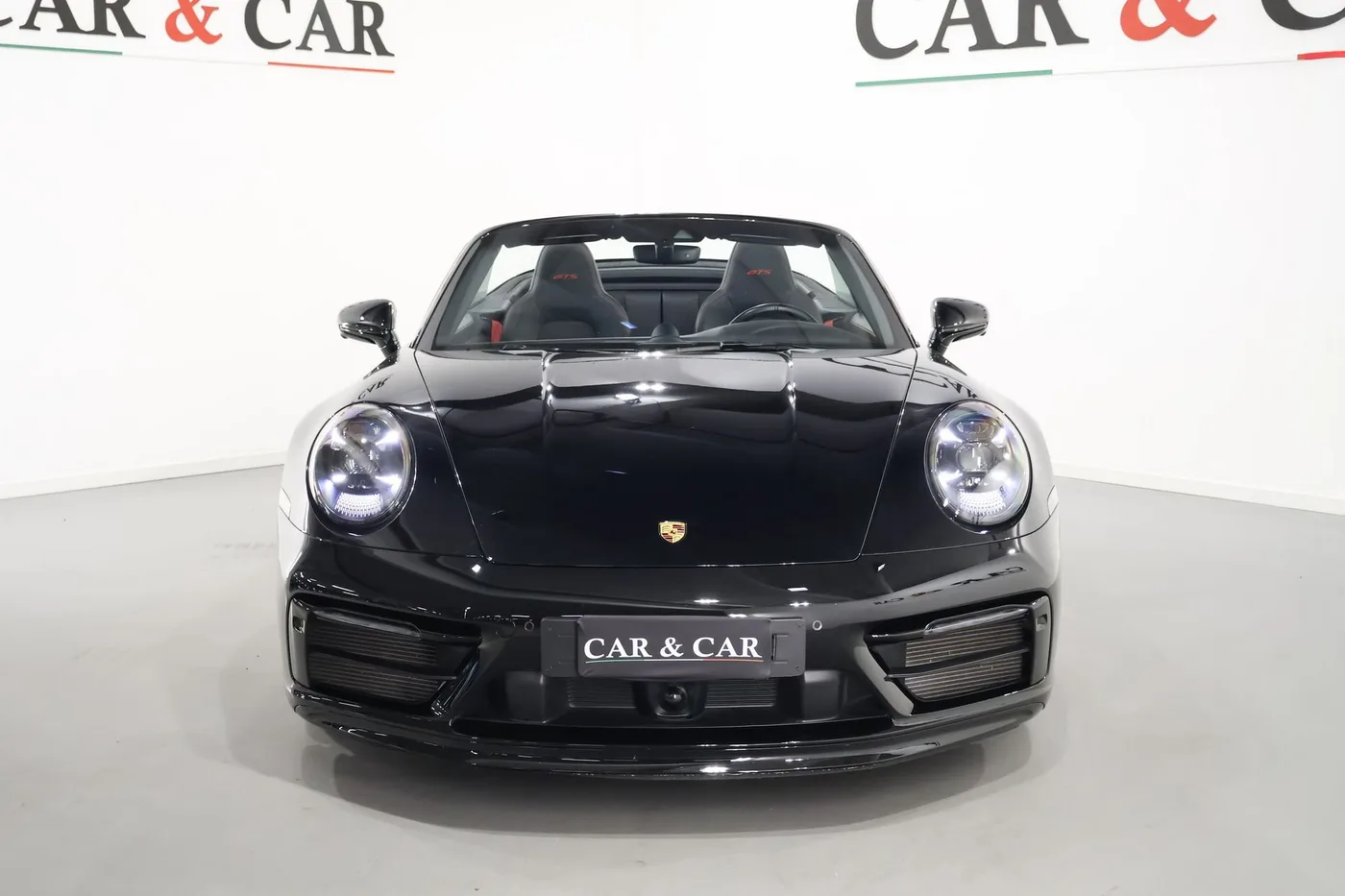 2023 Porsche 911 Carrera GTS Cabriolet proposée par un spécialiste de la supercar à Zibido San Giacomo, Italie, photo 3 sur 23