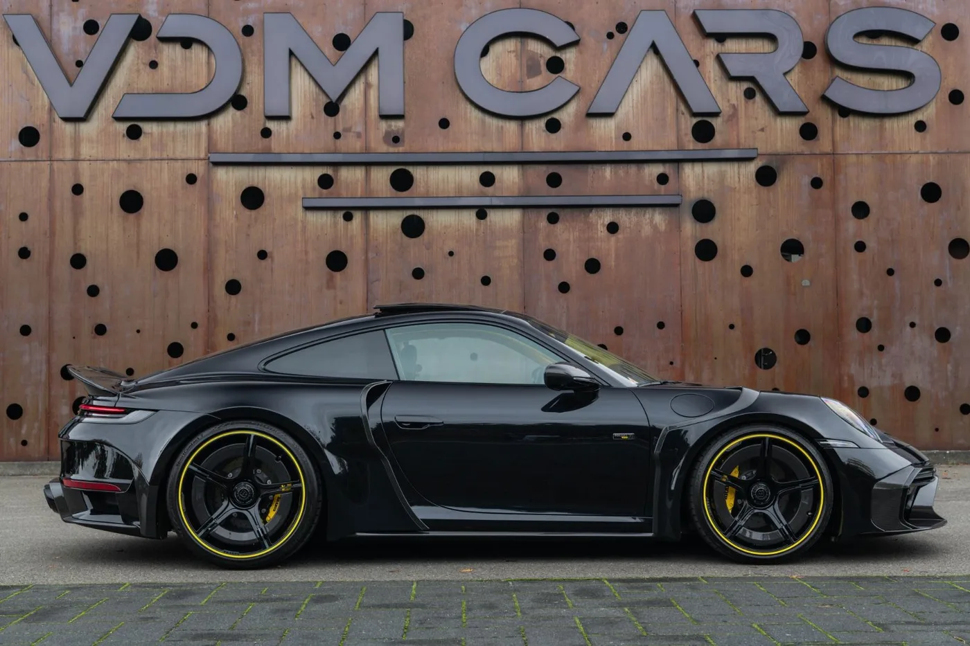 2023 Brabus 900 Rocket R angeboten von einem Supersportwagenhändler in Gronau, Deutschland, Foto 8 von 25