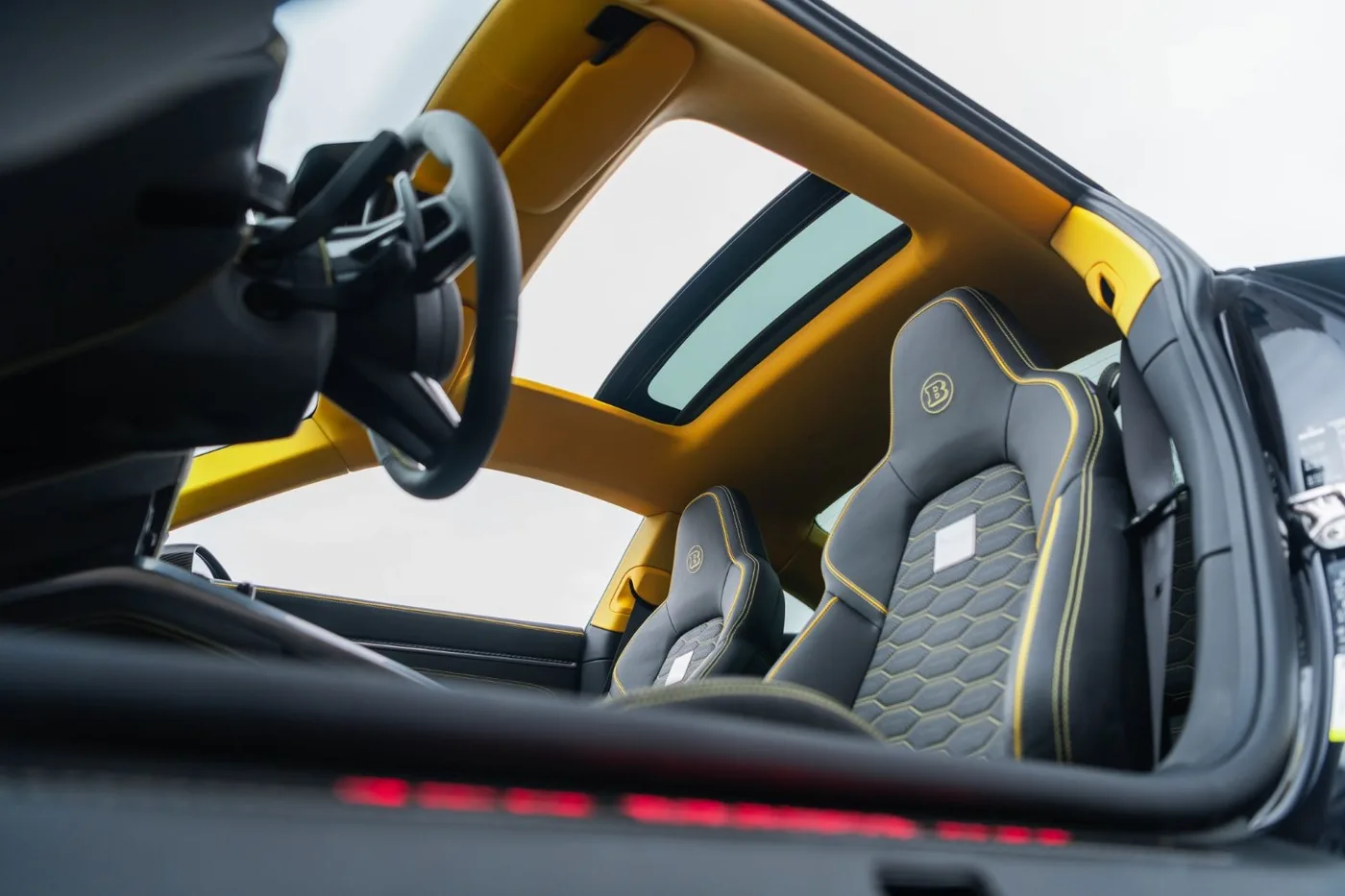 2023 Brabus 900 Rocket R angeboten von einem Supersportwagenhändler in Gronau, Deutschland, Foto 22 von 25