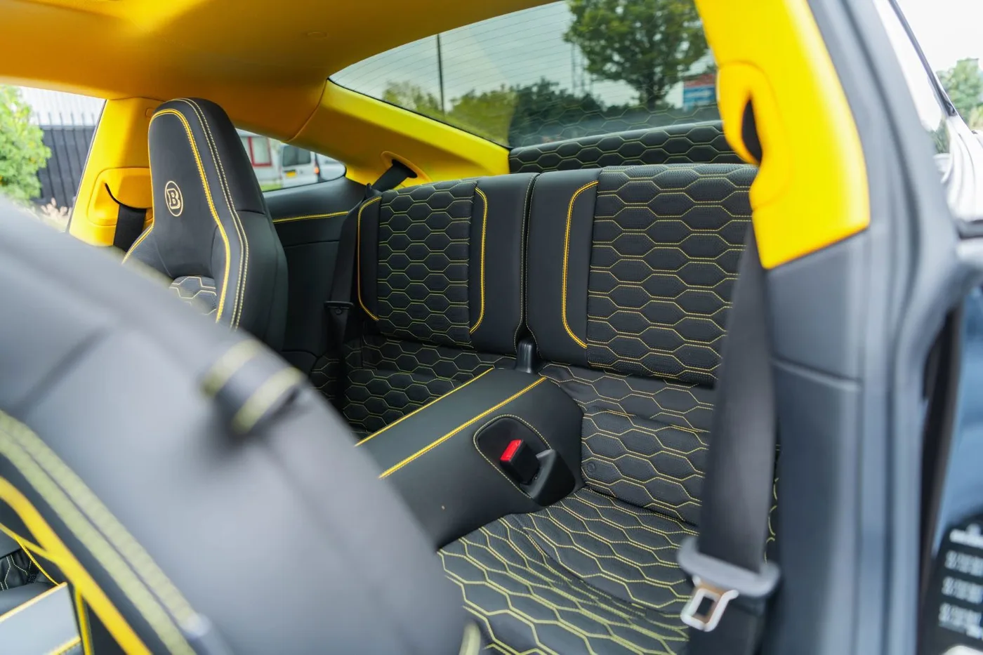 2023 Brabus 900 Rocket R angeboten von einem Supersportwagenhändler in Gronau, Deutschland, Foto 23 von 25