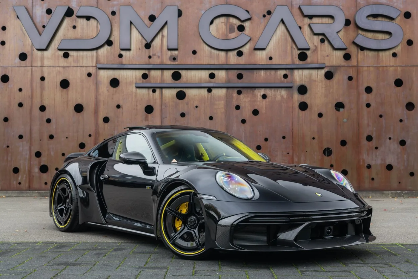 2023 Brabus 900 Rocket R angeboten von einem Supersportwagenhändler in Gronau, Deutschland, Foto 3 von 25