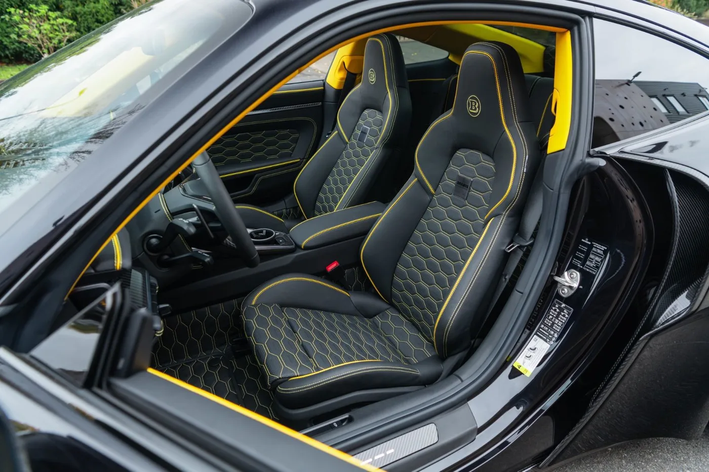 2023 Brabus 900 Rocket R angeboten von einem Supersportwagenhändler in Gronau, Deutschland, Foto 19 von 25