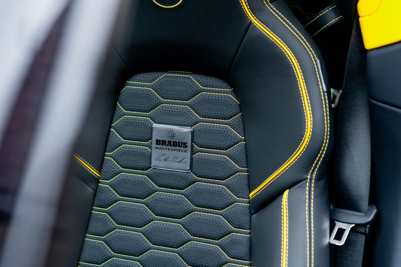 2023 Brabus 900 Rocket R angeboten von einem Supersportwagenhändler in Gronau, Deutschland, Foto 20 von 25