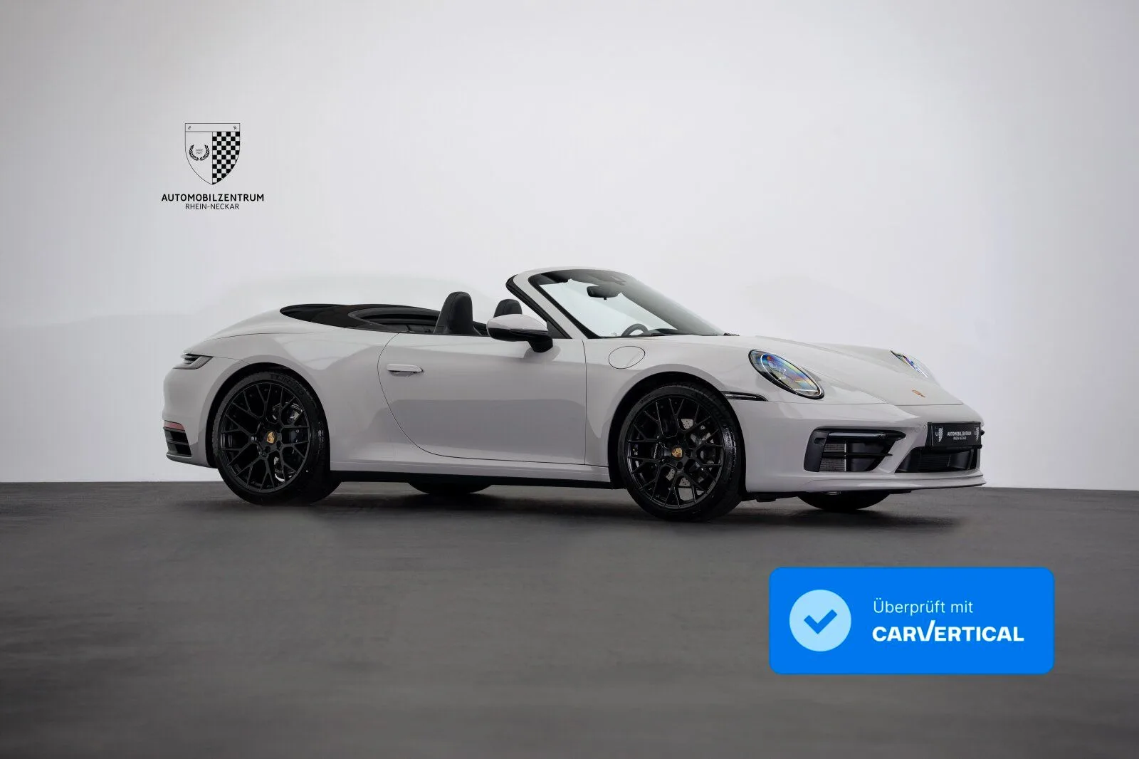 2023 Porsche 911 Cabriolet angeboten von einem Supersportwagenhändler in Viernheim, Deutschland, Hauptfoto