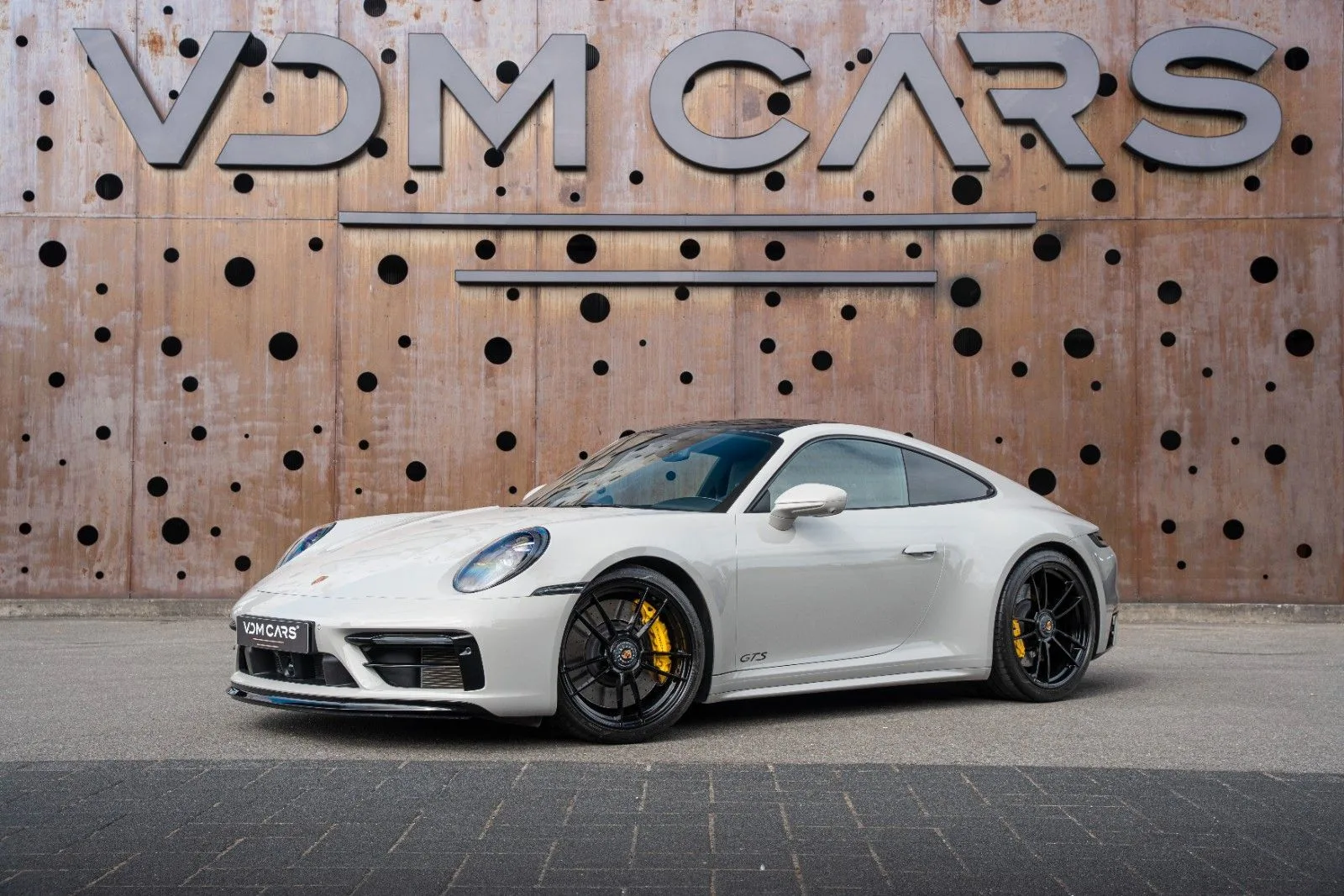 2023 Porsche 911 Carrera 4 GTS offered by a supercar dealer in Gronau, Germany, main photo
