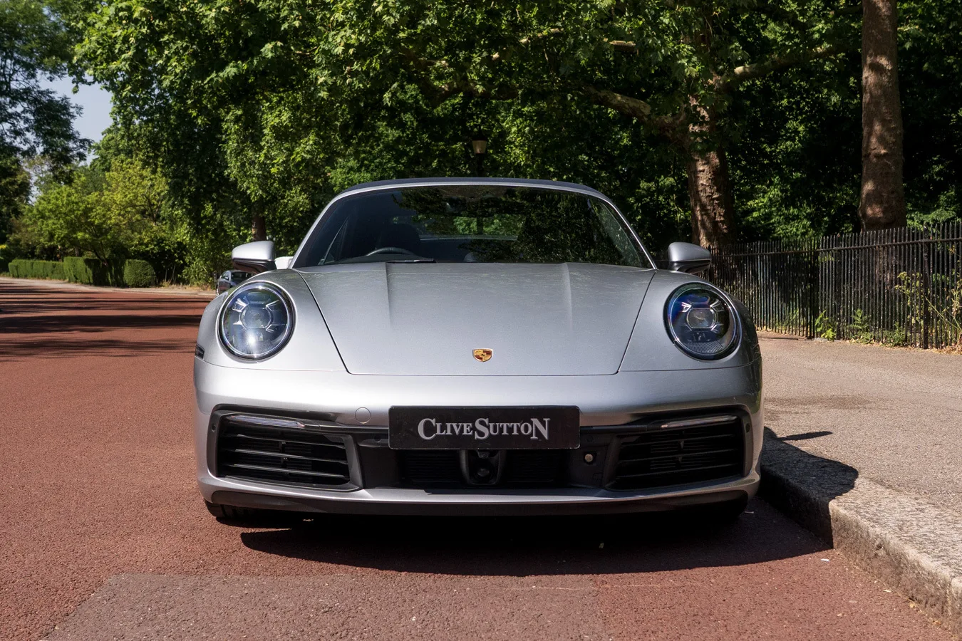 2023 Porsche 911 Carrera 4S Cabriolet Heritage Design, 2/30