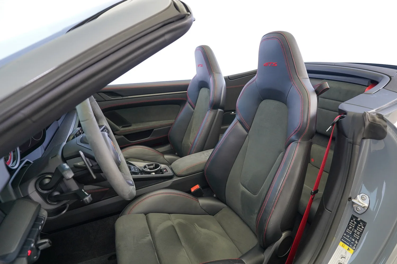 2023 Porsche 911 Carrera GTS Cabriolet, 3/12
