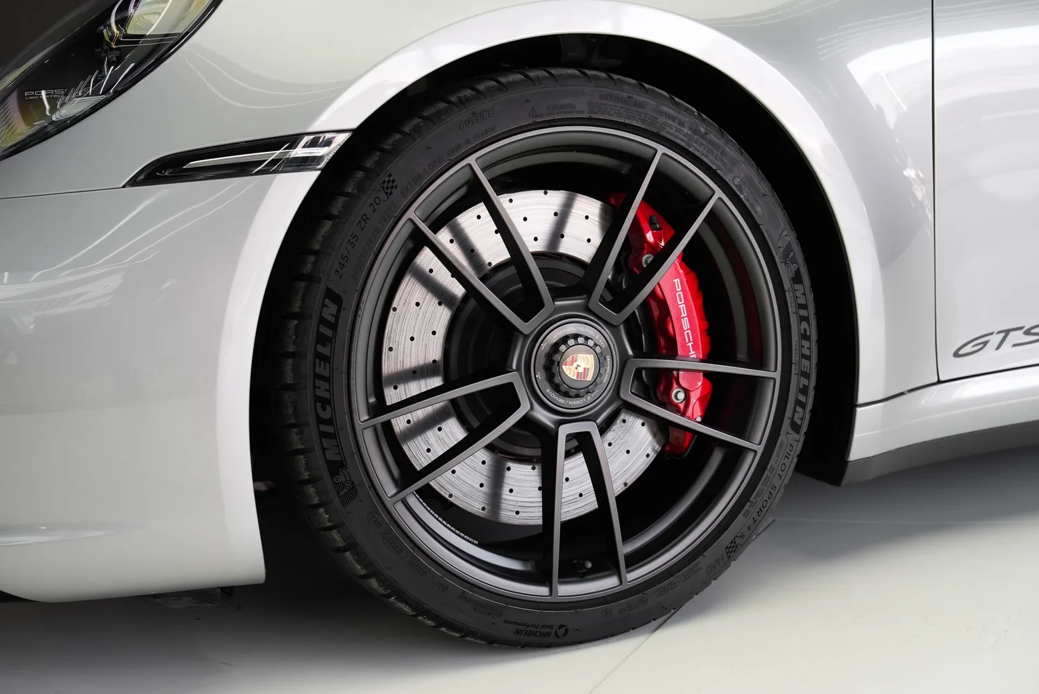 2023 Porsche 911 Carrera GTS Cabriolet, 6/14