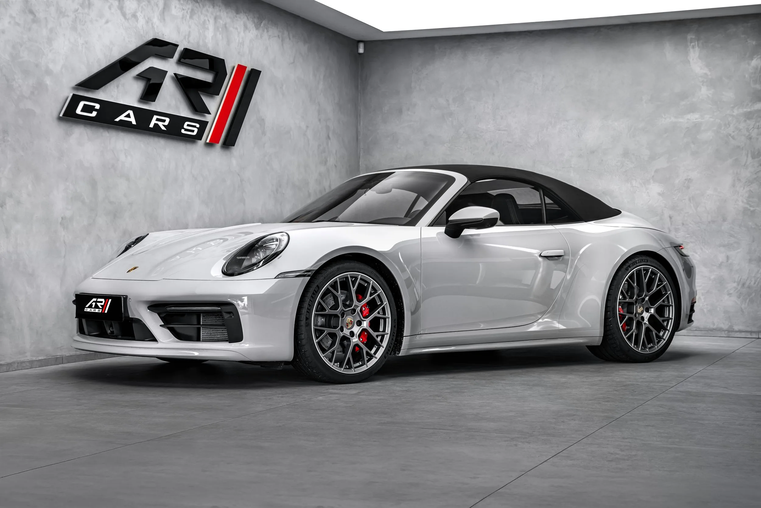 2023 Porsche 911 Carrera S Cabriolet, 2/28