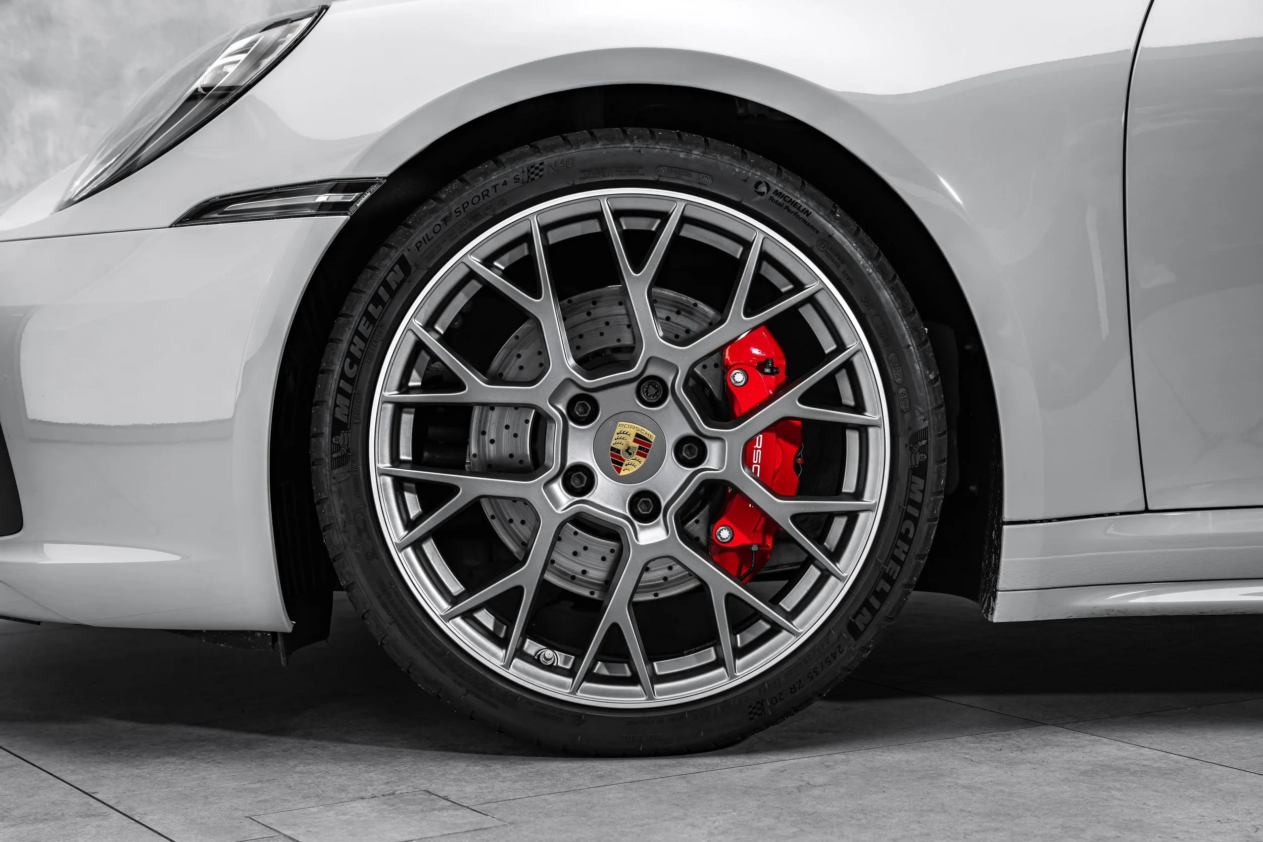 2023 Porsche 911 Carrera S Cabriolet, 3/28