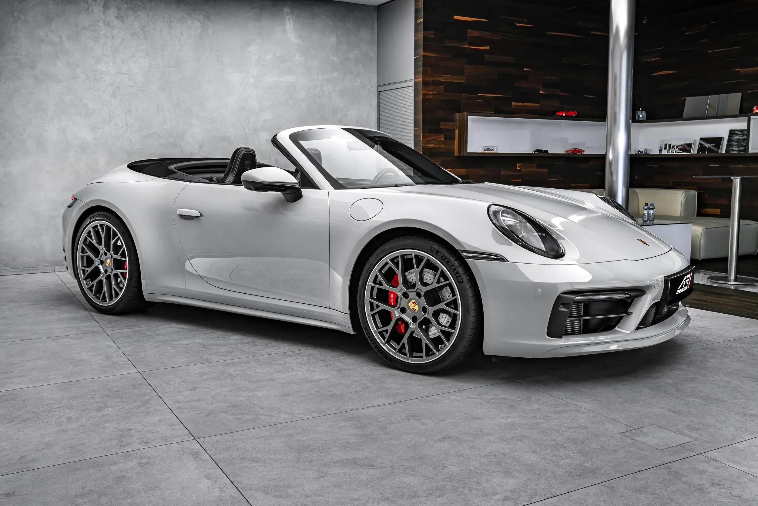 2023 Porsche 911 Carrera S Cabriolet, 5/28