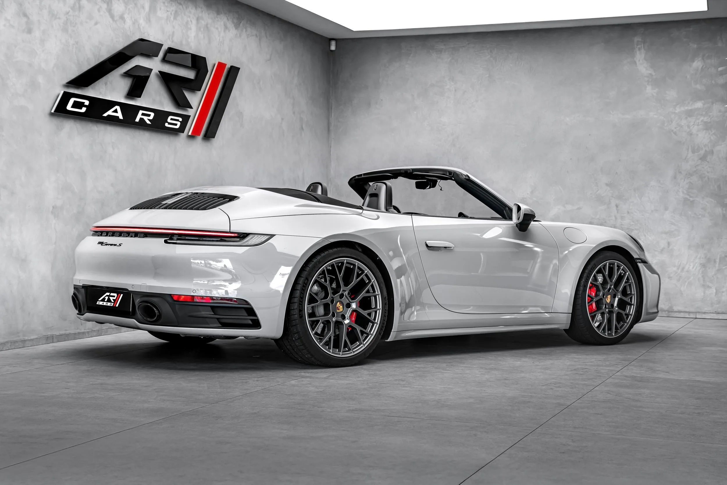 2023 Porsche 911 Carrera S Cabriolet, 6/28