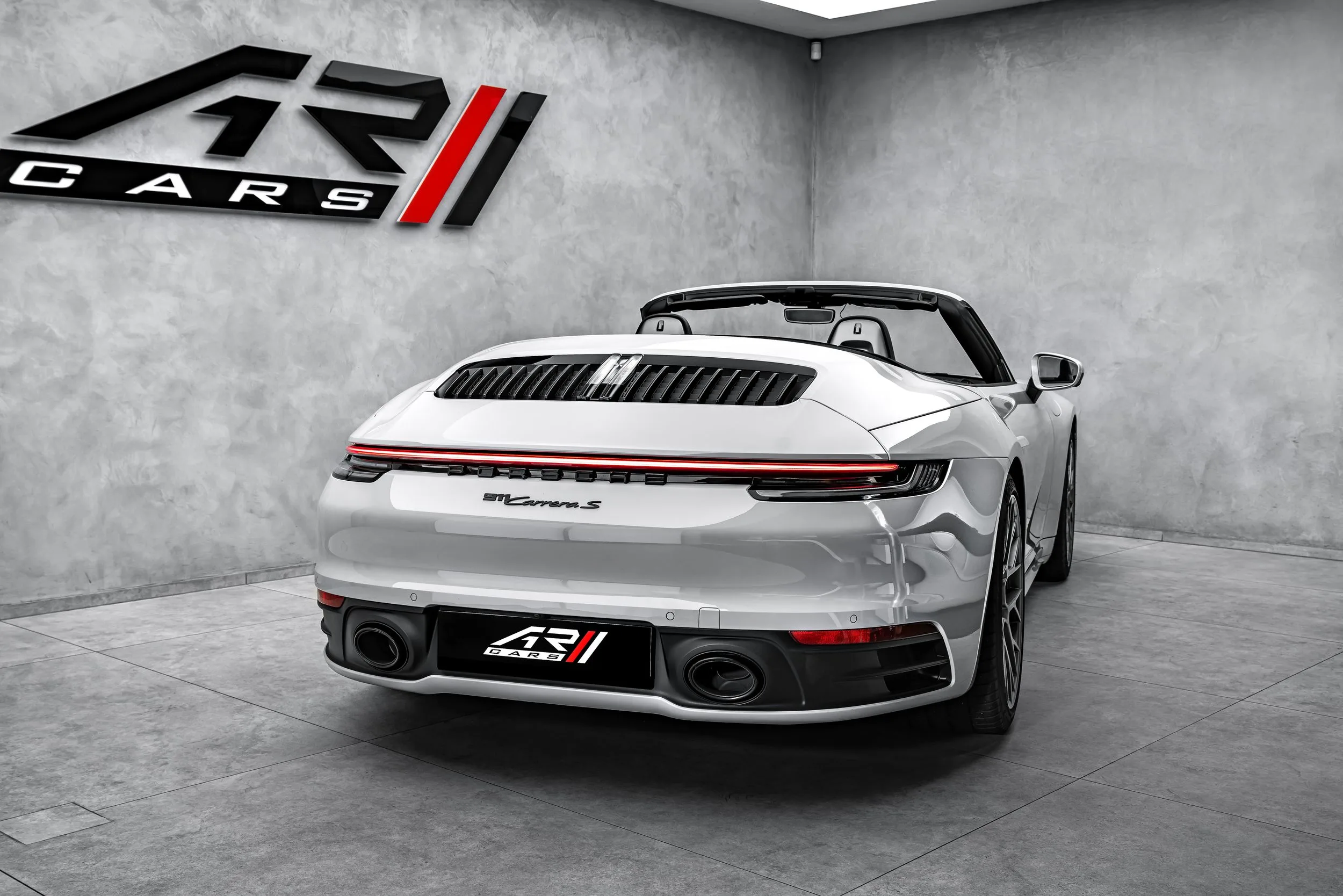 2023 Porsche 911 Carrera S Cabriolet, 8/28