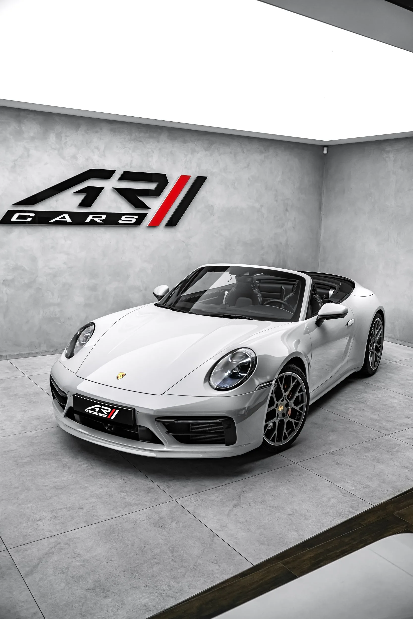2023 Porsche 911 Carrera S Cabriolet, 10/28