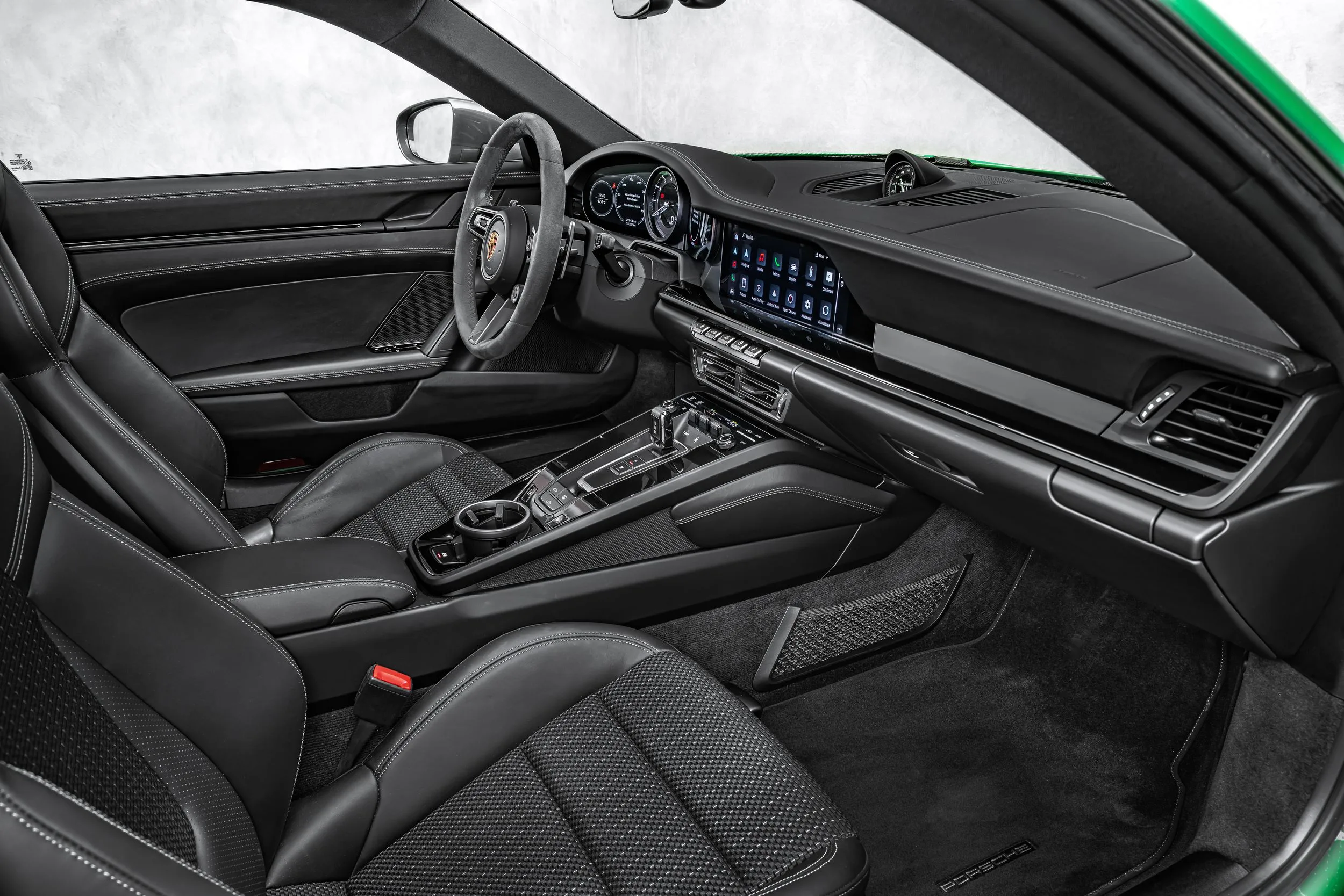 2023 Porsche 911 Carrera T, 13/23