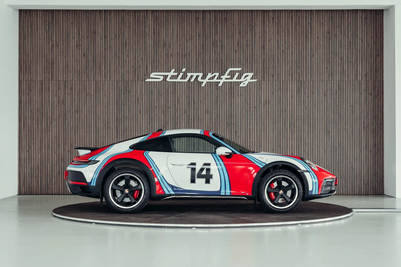 2023 Porsche 911 Dakar proposée par un spécialiste de la voiture de collection à Stuttgart, Allemagne, photo 6 sur 25