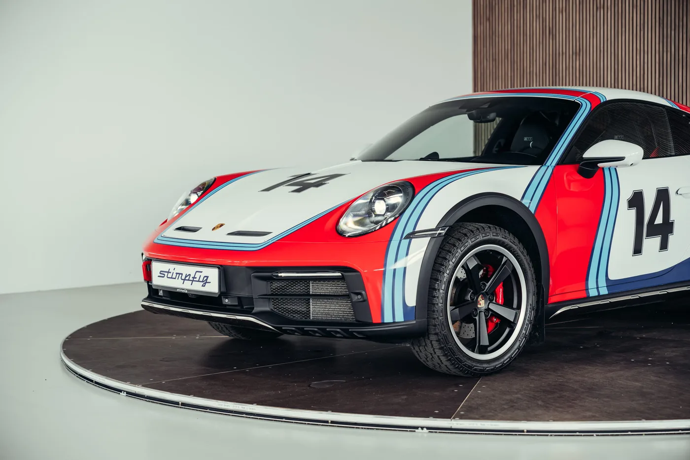 2023 Porsche 911 Dakar proposée par un spécialiste de la voiture de collection à Stuttgart, Allemagne, photo 10 sur 25