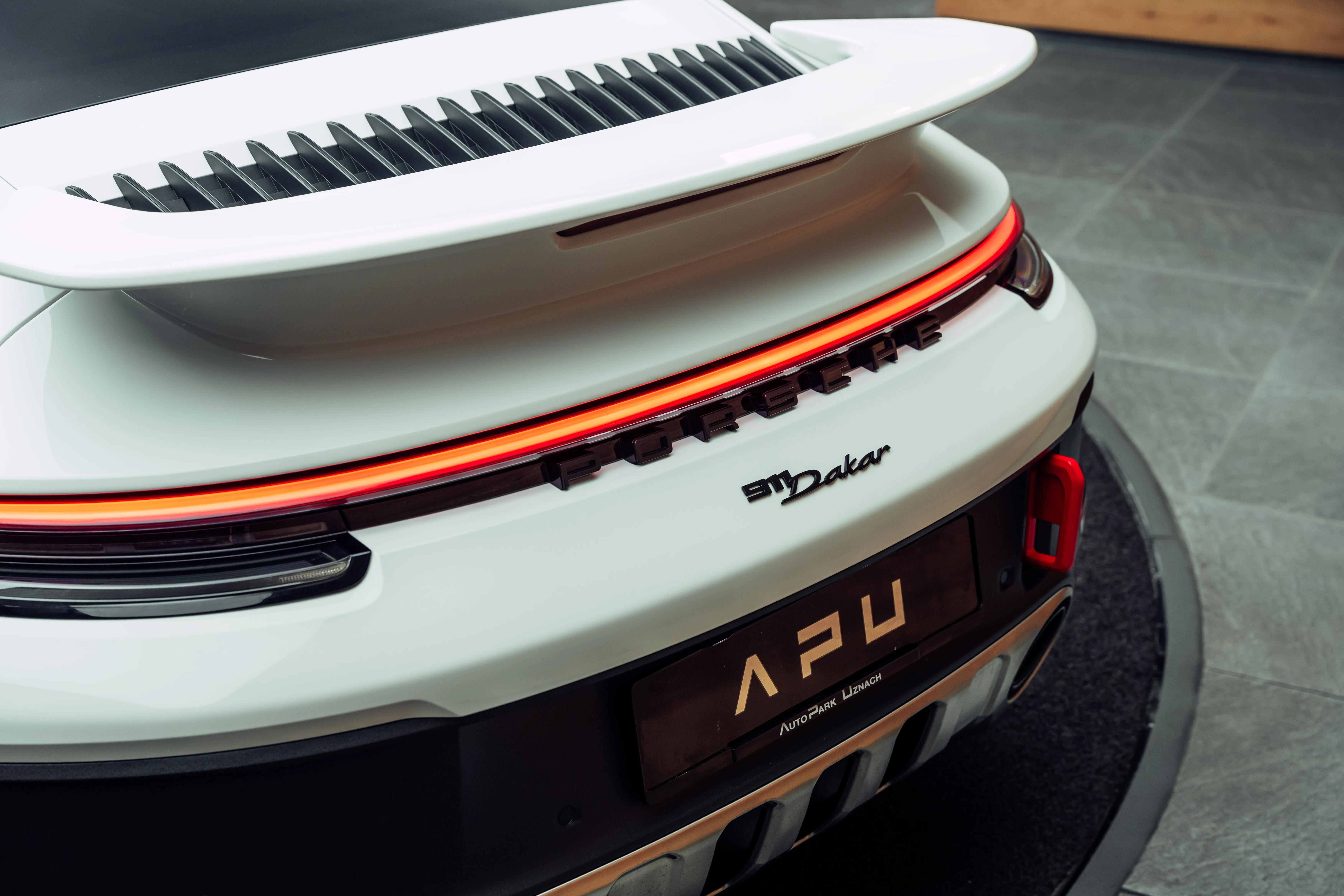 2023 Porsche 911 Dakar, 21/24