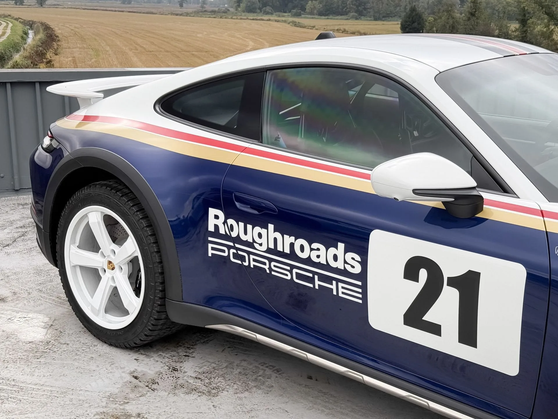 2023 Porsche 911 Dakar Rallye Design Package, 16/21