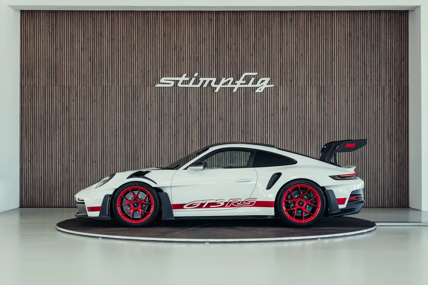 2023 Porsche 911 GT3 RS offered by a collector car specialist in Stuttgart, Germany, photo 2 of 25