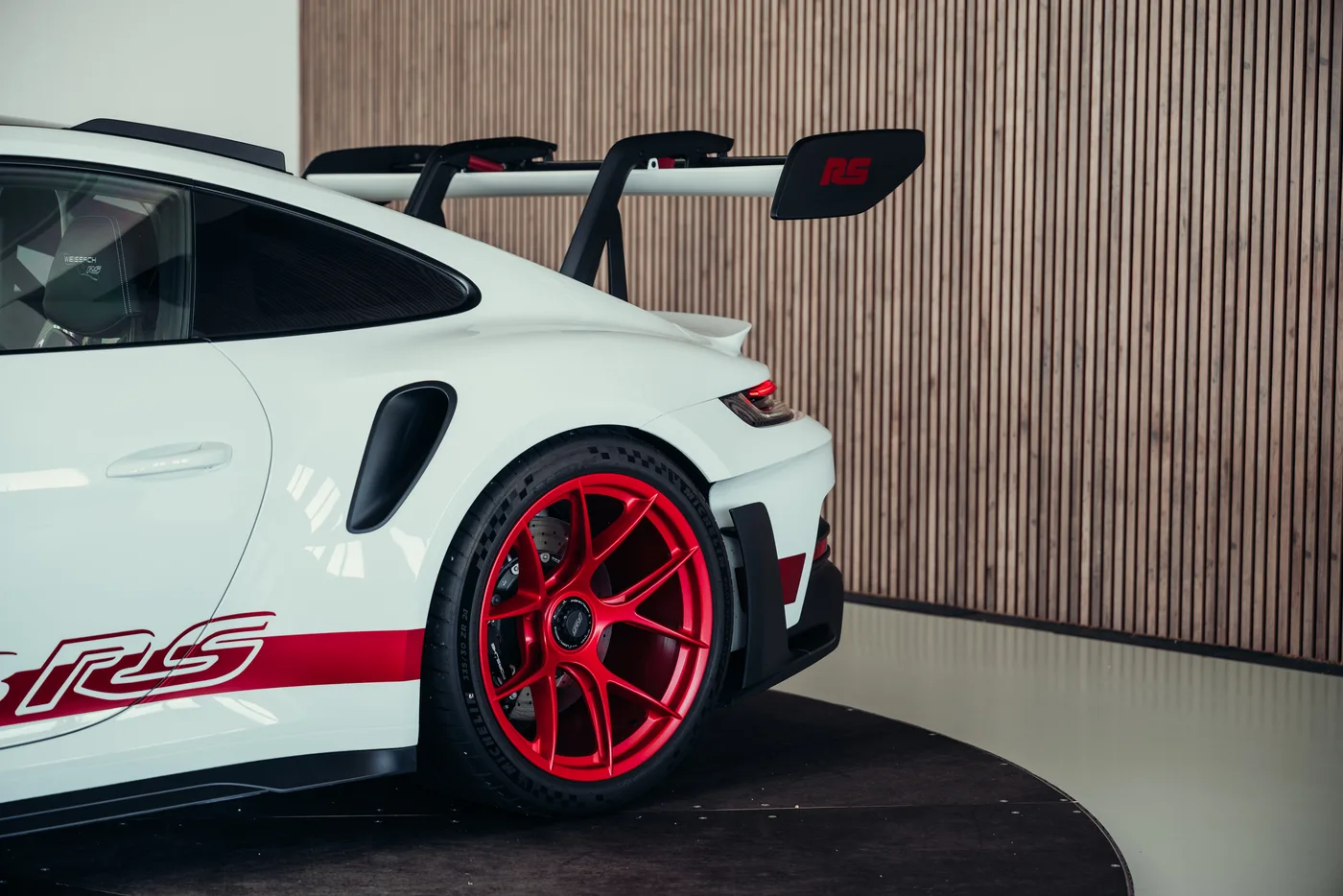 2023 Porsche 911 GT3 RS offered by a collector car specialist in Stuttgart, Germany, photo 13 of 25