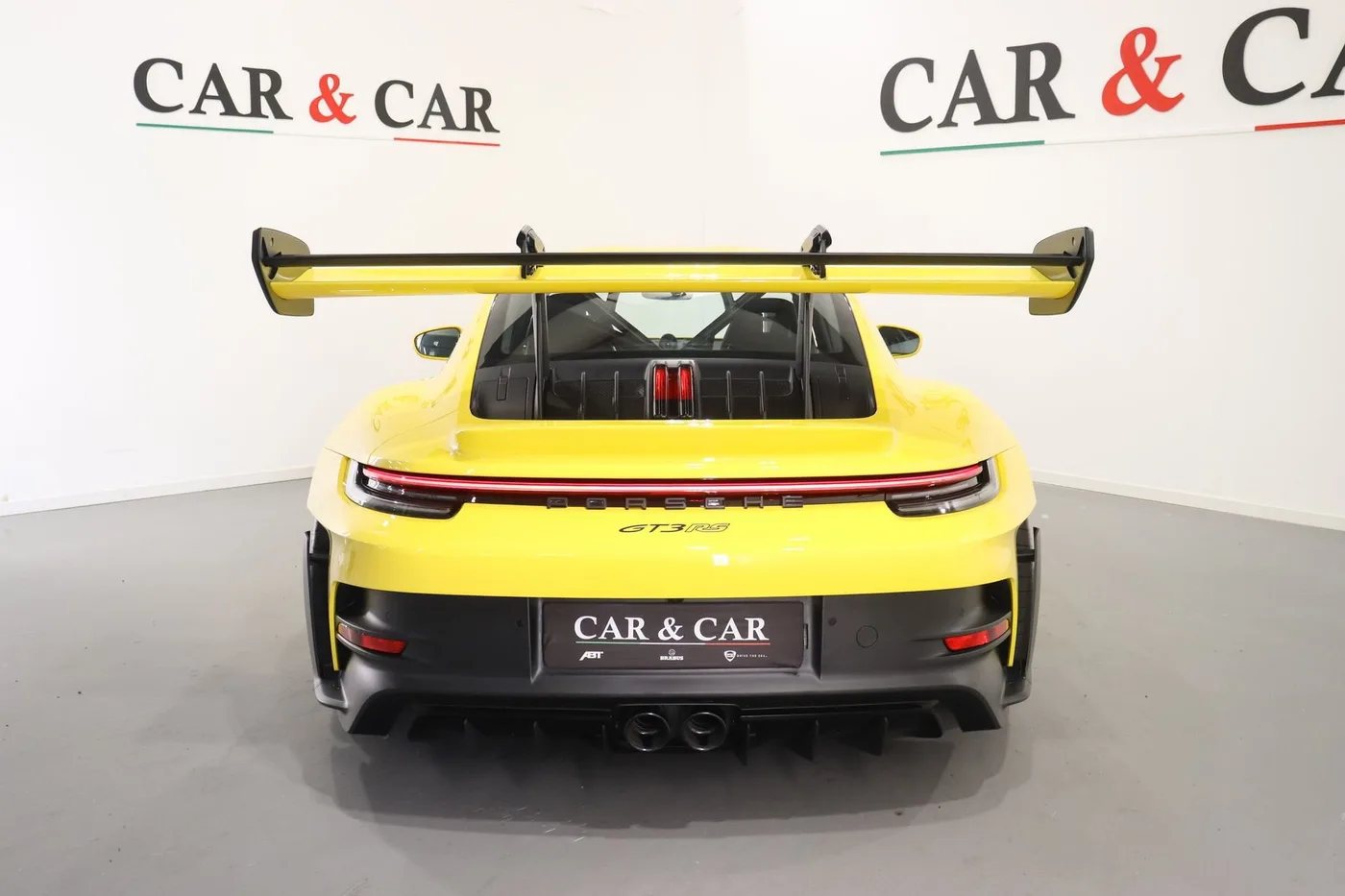 2023 Porsche 911 GT3 RS angeboten von einem Supersportwagenhändler in Zibido San Giacomo, Italien, Foto 4 von 18