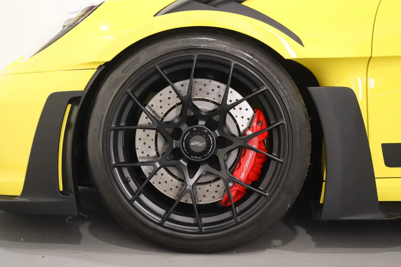 2023 Porsche 911 GT3 RS angeboten von einem Supersportwagenhändler in Zibido San Giacomo, Italien, Foto 7 von 18