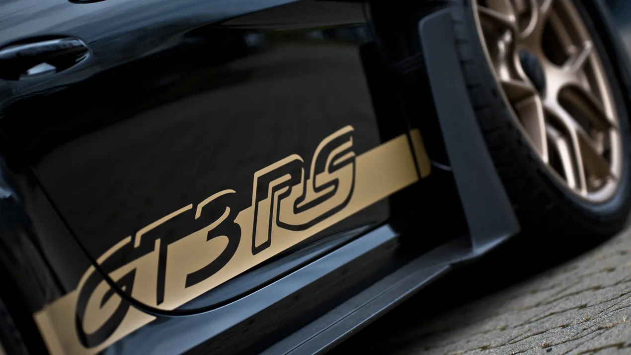2023 Porsche 911 GT3 RS proposée par un concessionnaire spécialisé à Cologne, Allemagne, photo 12 sur 25