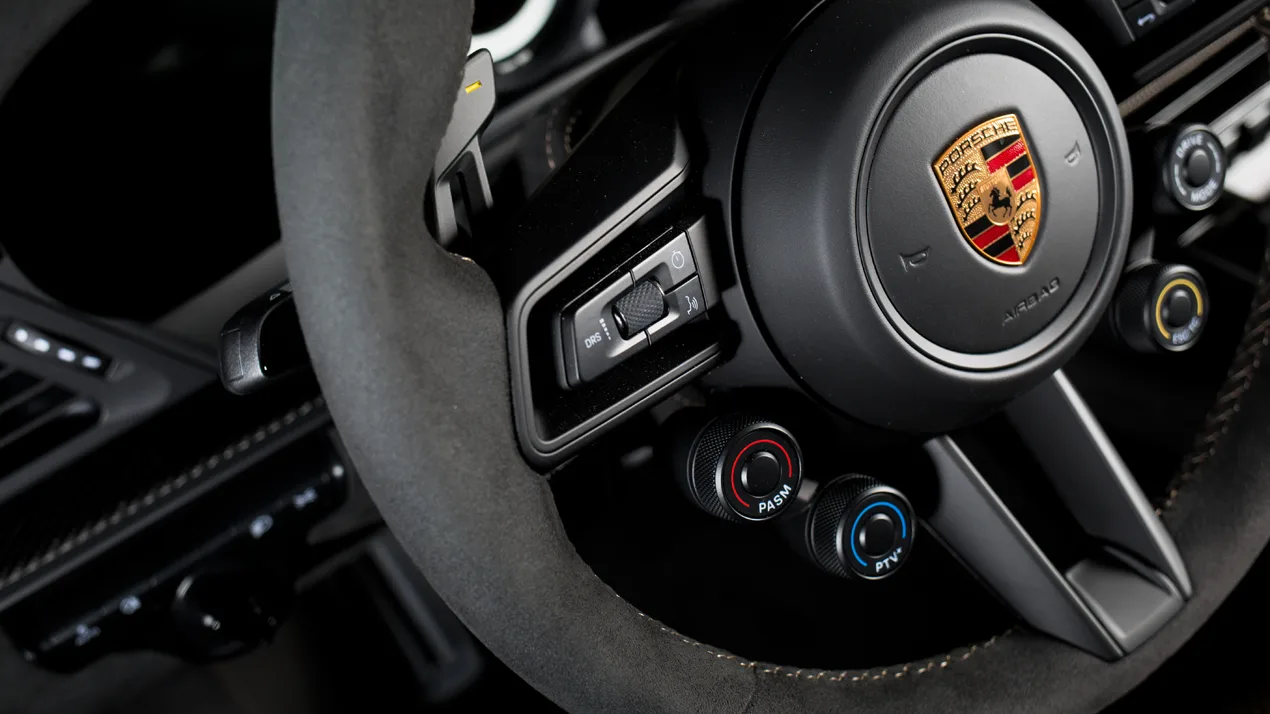 2023 Porsche 911 GT3 RS proposée par un concessionnaire spécialisé à Cologne, Allemagne, photo 15 sur 25