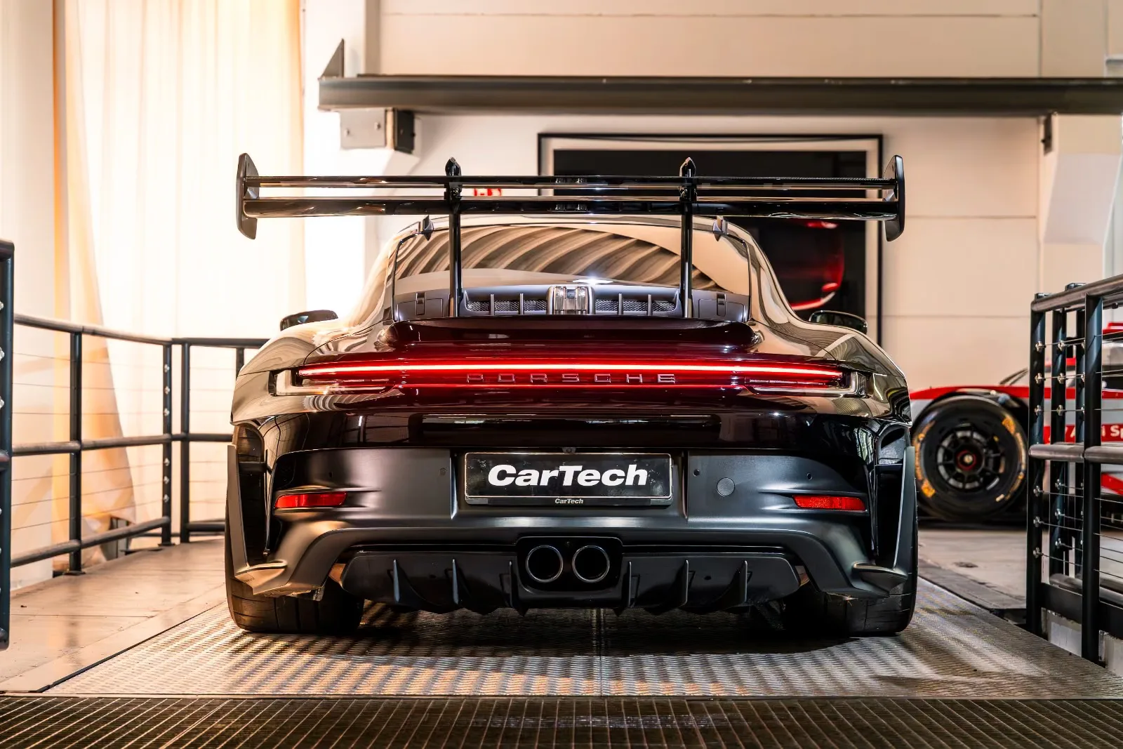 2023 Porsche 911 GT3 RS Weissach, 8/30