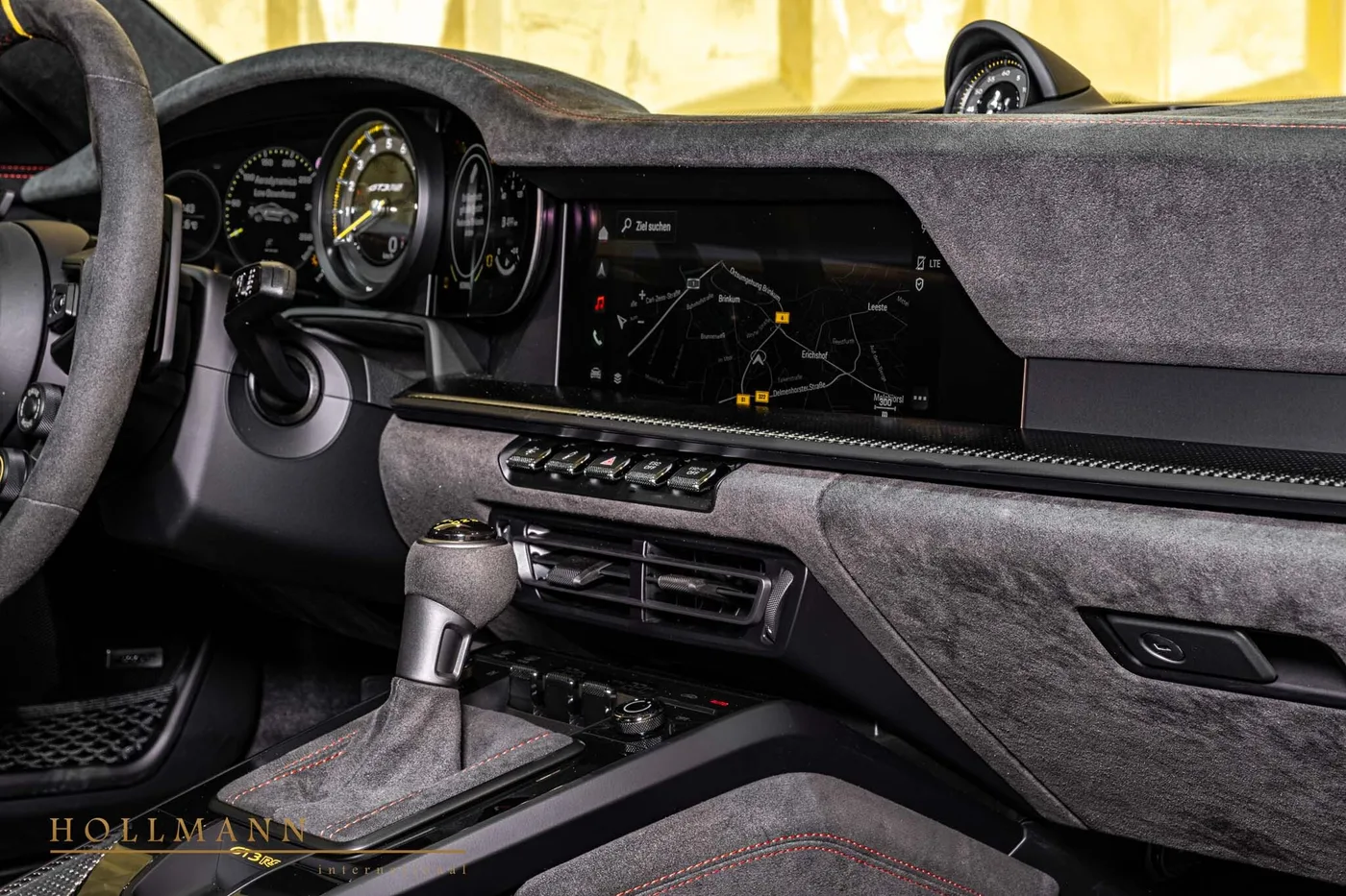 2023 Porsche 911 GT3 RS proposée par un concessionnaire spécialisé à Stuhr, Allemagne, photo 20 sur 25
