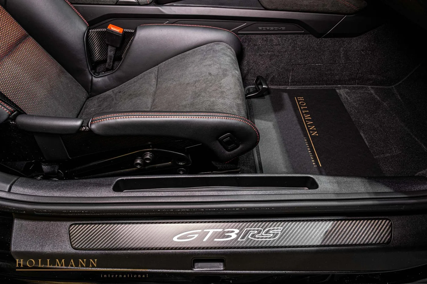 2023 Porsche 911 GT3 RS proposée par un concessionnaire spécialisé à Stuhr, Allemagne, photo 21 sur 25