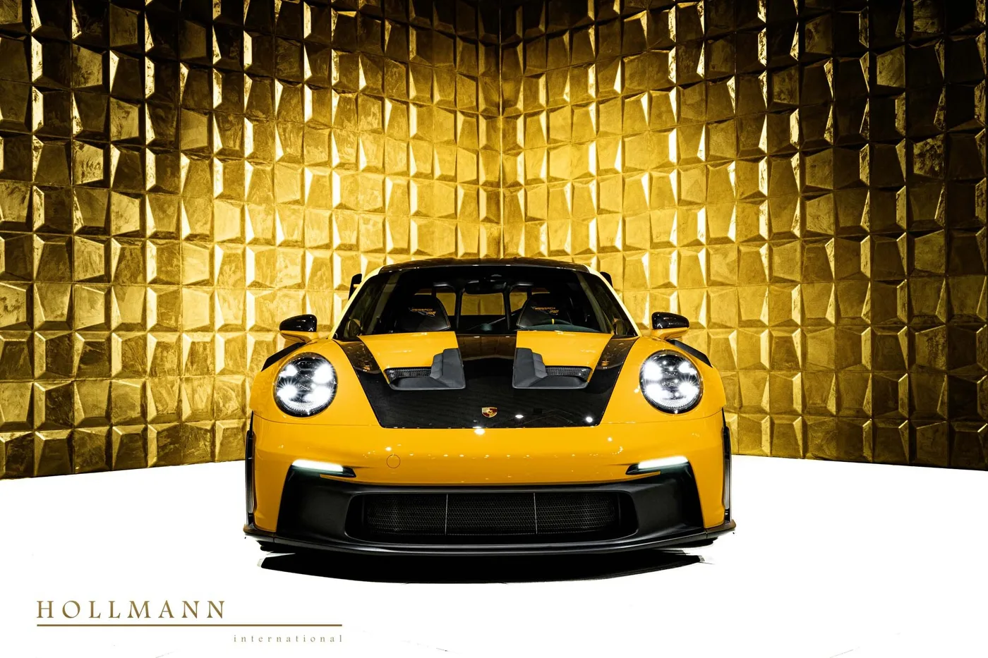 2023 Porsche 911 GT3 RS proposée par un concessionnaire spécialisé à Stuhr, Allemagne, photo 7 sur 8