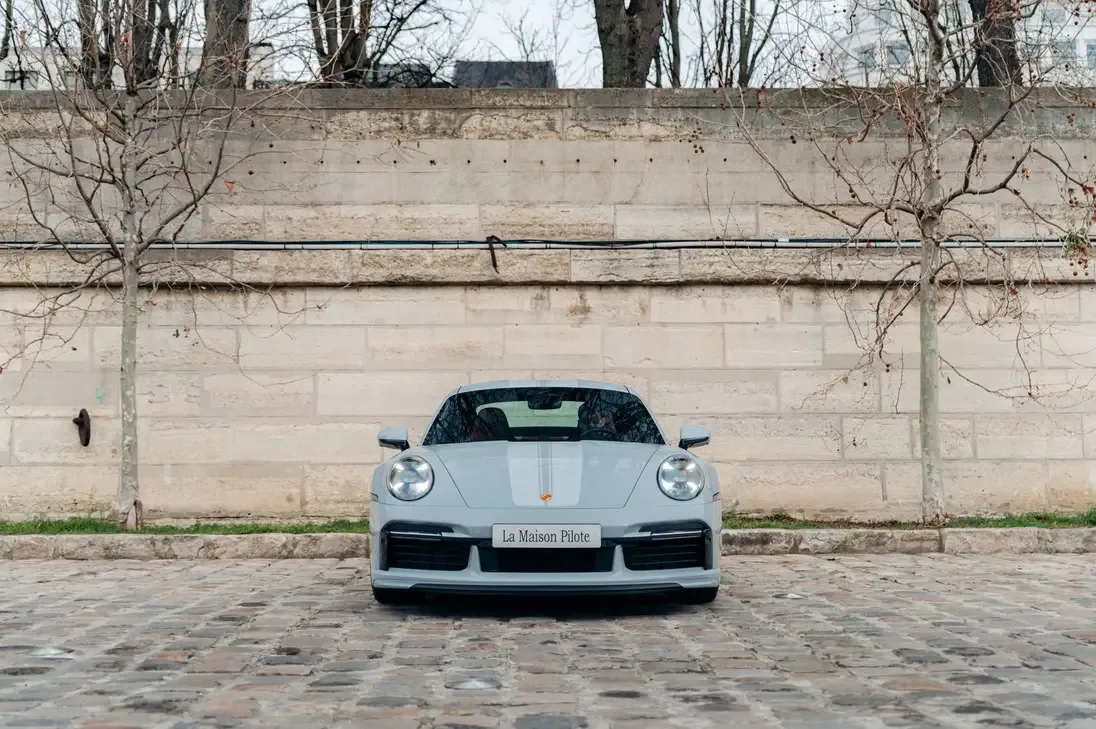 2023 Porsche 911 Sport Classic, 2/30