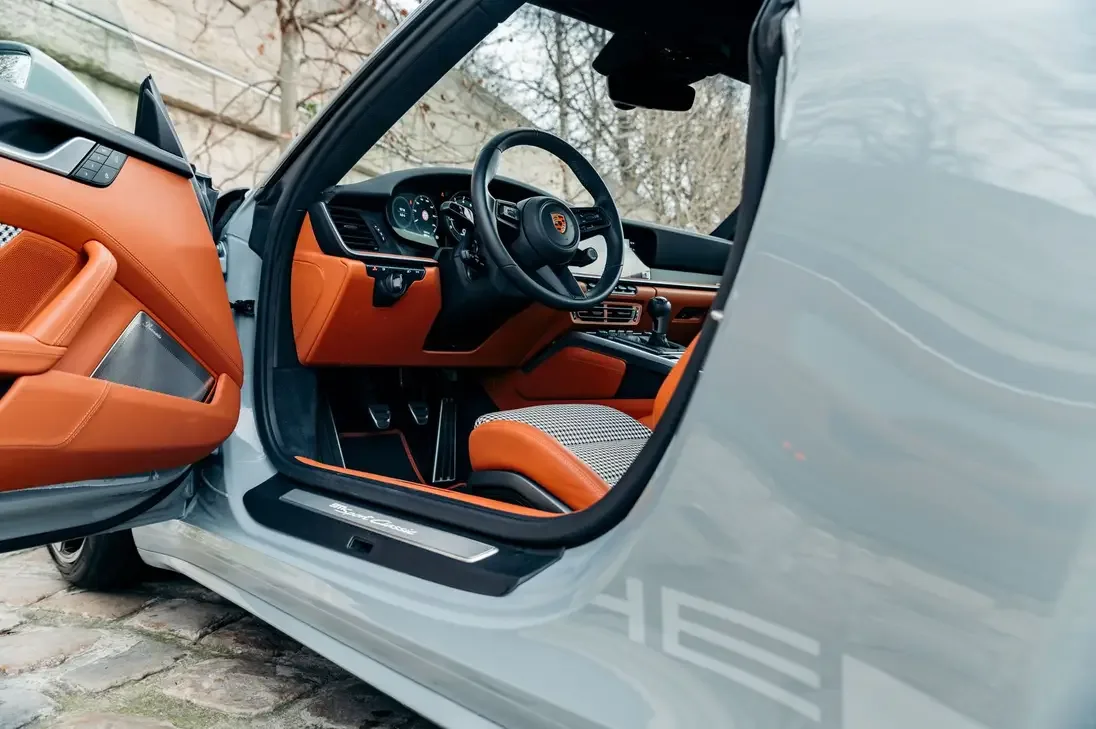 2023 Porsche 911 Sport Classic, 15/30