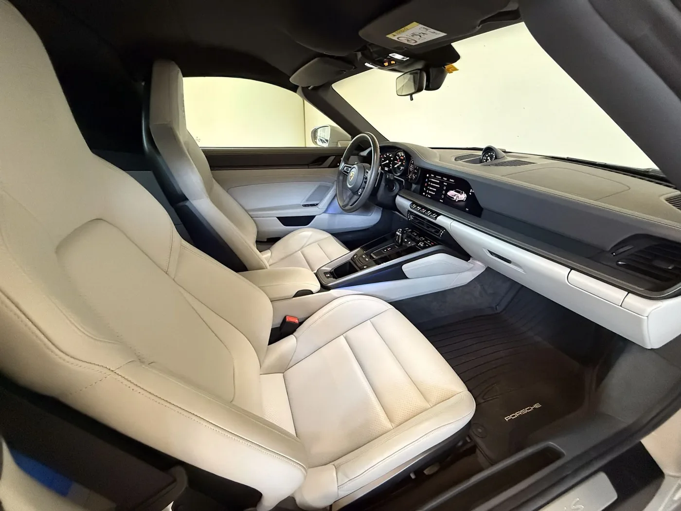 2023 Porsche 911 Targa 4S angeboten von einem Fachhändler in Lucca, Italien, Foto 12 von 15