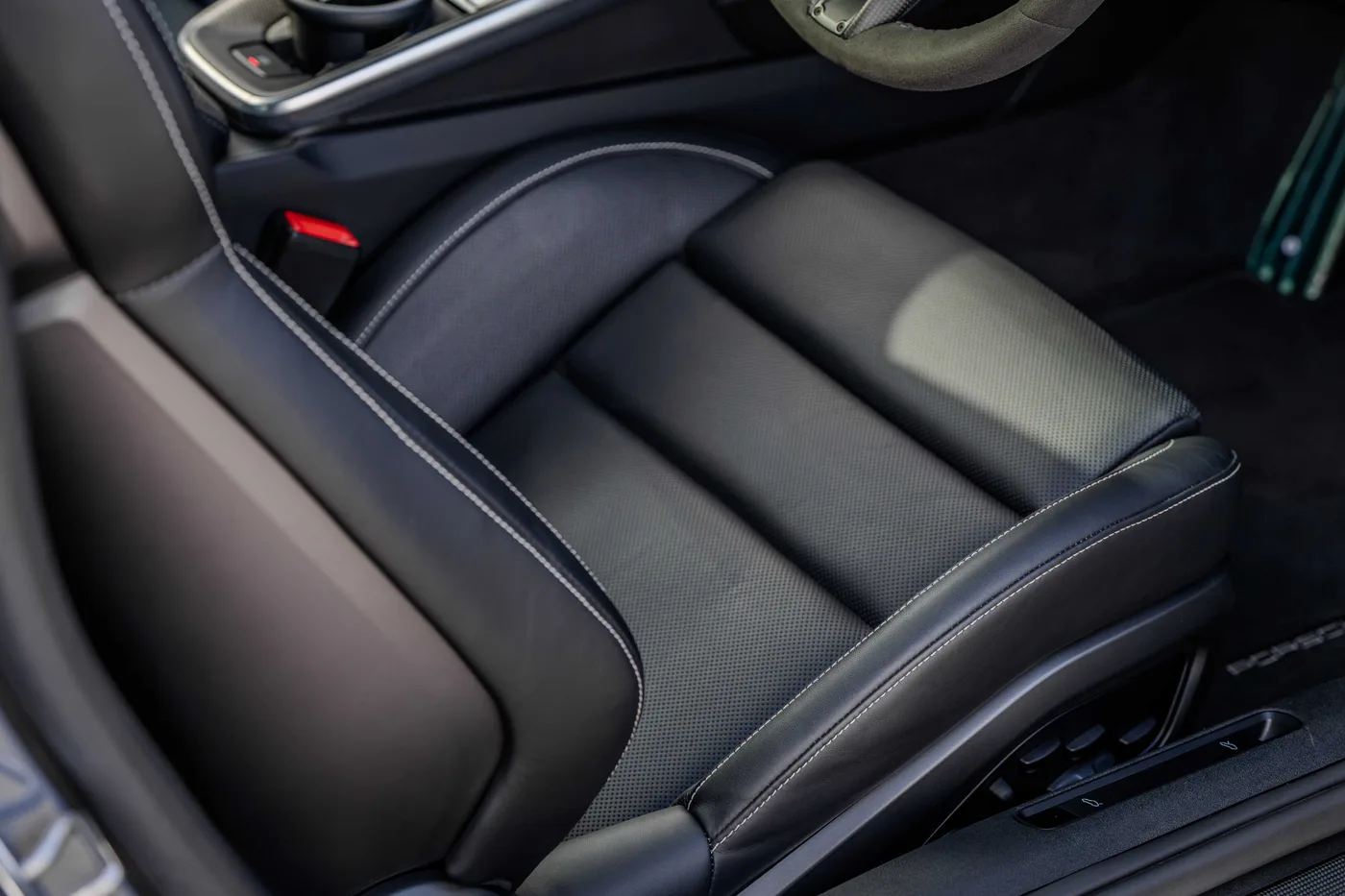 2023 Porsche 911 Turbo angeboten von einem Fachhändler in Hook Norton, Vereinigtes Königreich, Foto 23 von 25