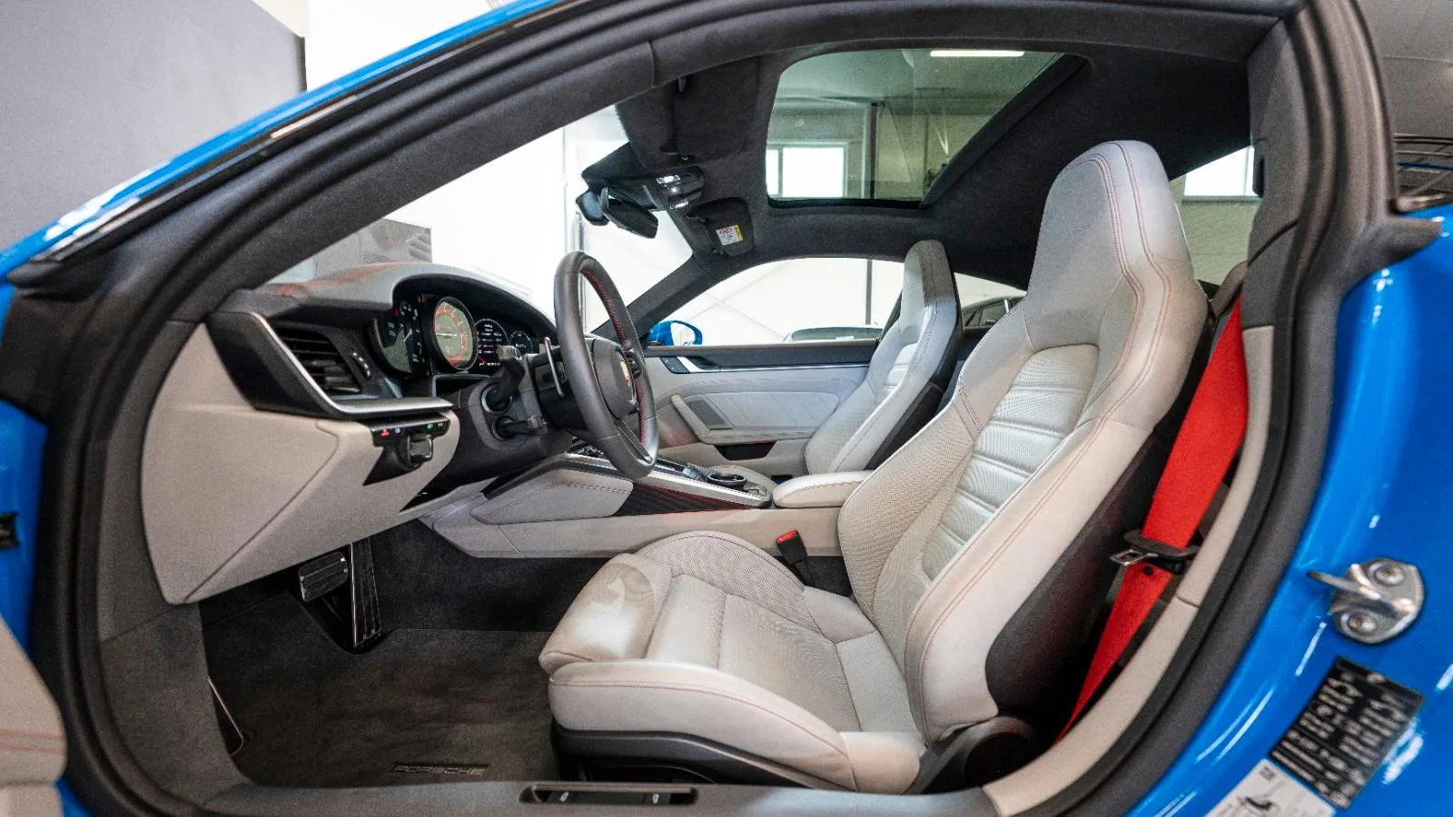 2023 Porsche 911 Turbo, 9/15
