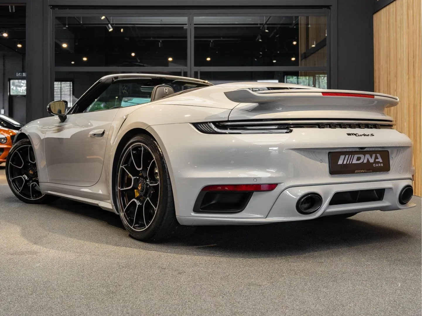 2023 Porsche 911 Turbo S Cabriolet, 5/30