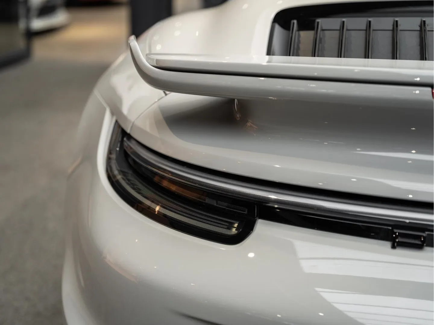 2023 Porsche 911 Turbo S Cabriolet, 19/30