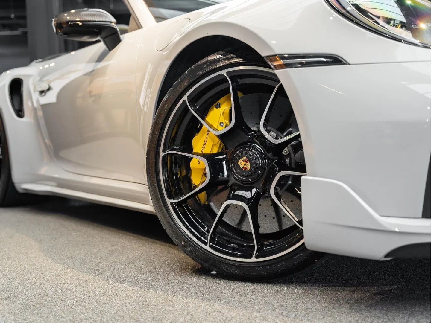 2023 Porsche 911 Turbo S Cabriolet, 20/30