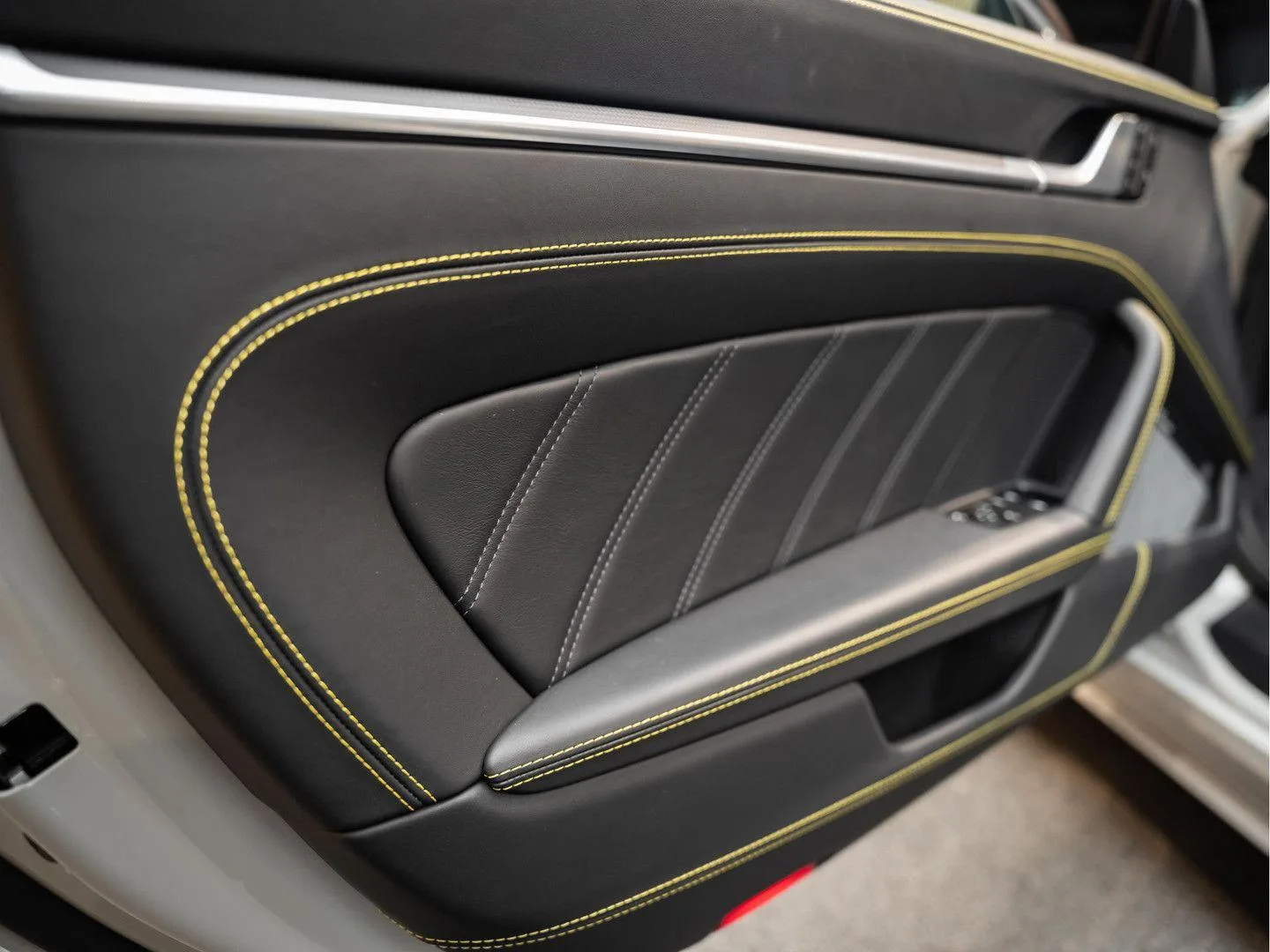 2023 Porsche 911 Turbo S Cabriolet, 28/30
